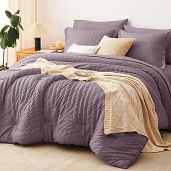 Queen 7 pc Seersucker Bed In A Bag Set Down Alternative All Season Bedding