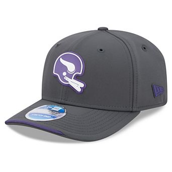 Men's New Era Charcoal Minnesota Vikings 2026 Sideline Cold Weather 9SEVENTY Adjustable Hat