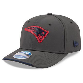 Men's New Era Charcoal New England Patriots 2026 Sideline Cold Weather 9SEVENTY Adjustable Hat