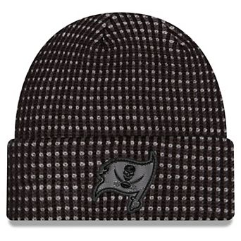 Men's New Era Black Tampa Bay Buccaneers 2026 Sideline Cold Weather Cuffed Knit Hat