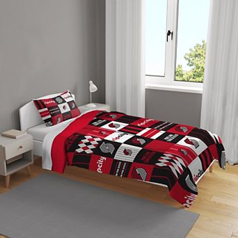 Pegasus Portland Trail Blazers Patchwork Plaid Two-Piece Twin/Twin XL Bed in a Bag Set