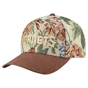 Men's Mitchell & Ness Tan Charlotte Hornets Tapestry Wordmark Pro Snapback Hat