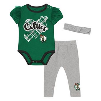 Girls Infant Outerstuff Kelly Green/Gray Boston Celtics Team Heart Bodysuit, Pants & Headband Set