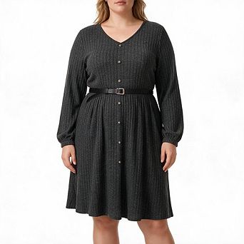 Plus-size Women Retro V-neck long-sleeved midi skirt with a belt.