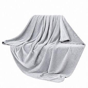 Reversible Waterproof Couch Blanket 3 Layer Protection Soft Stainproof Washable