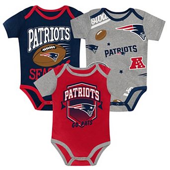 Infant Outerstuff New England Patriots First Round Pick 3 pc Bodysuit Set