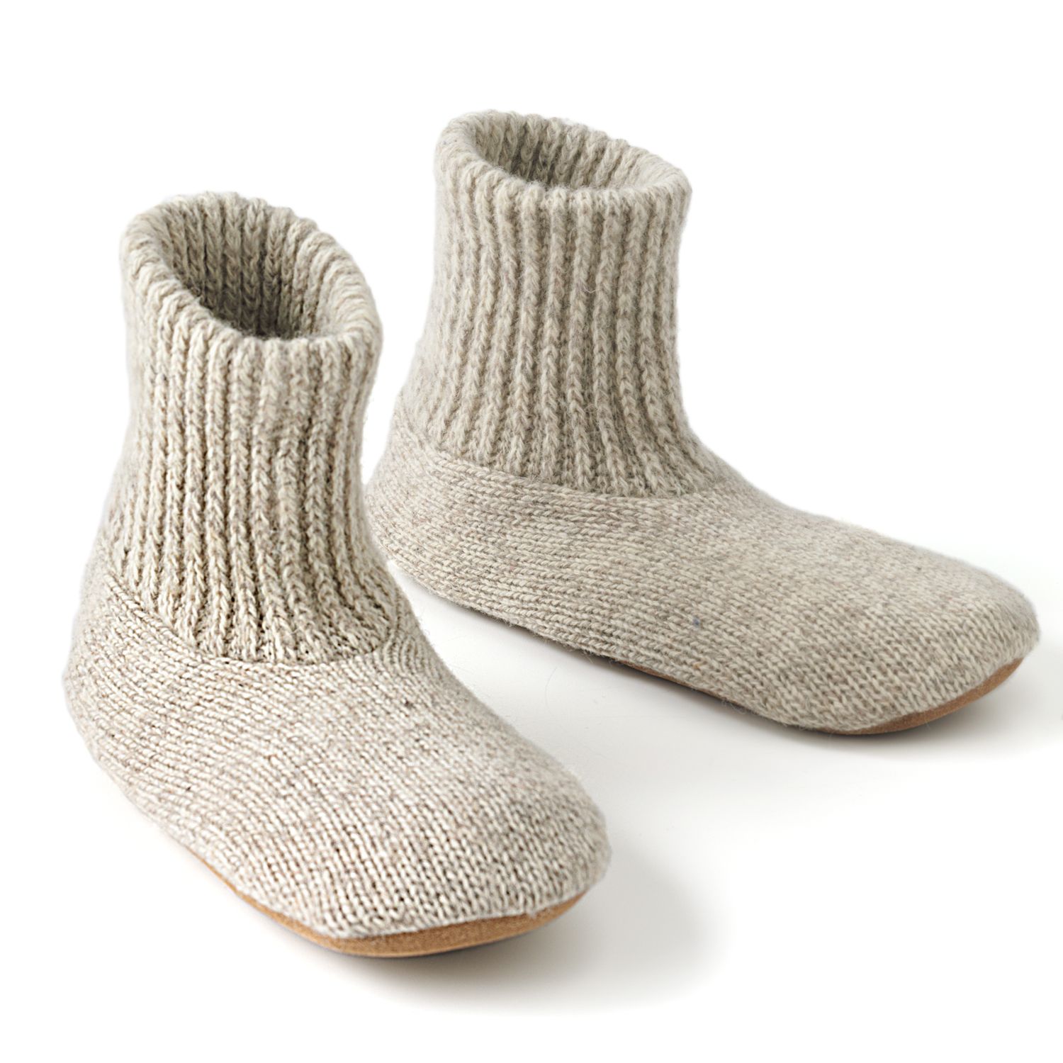 men's sock slippers with grippers