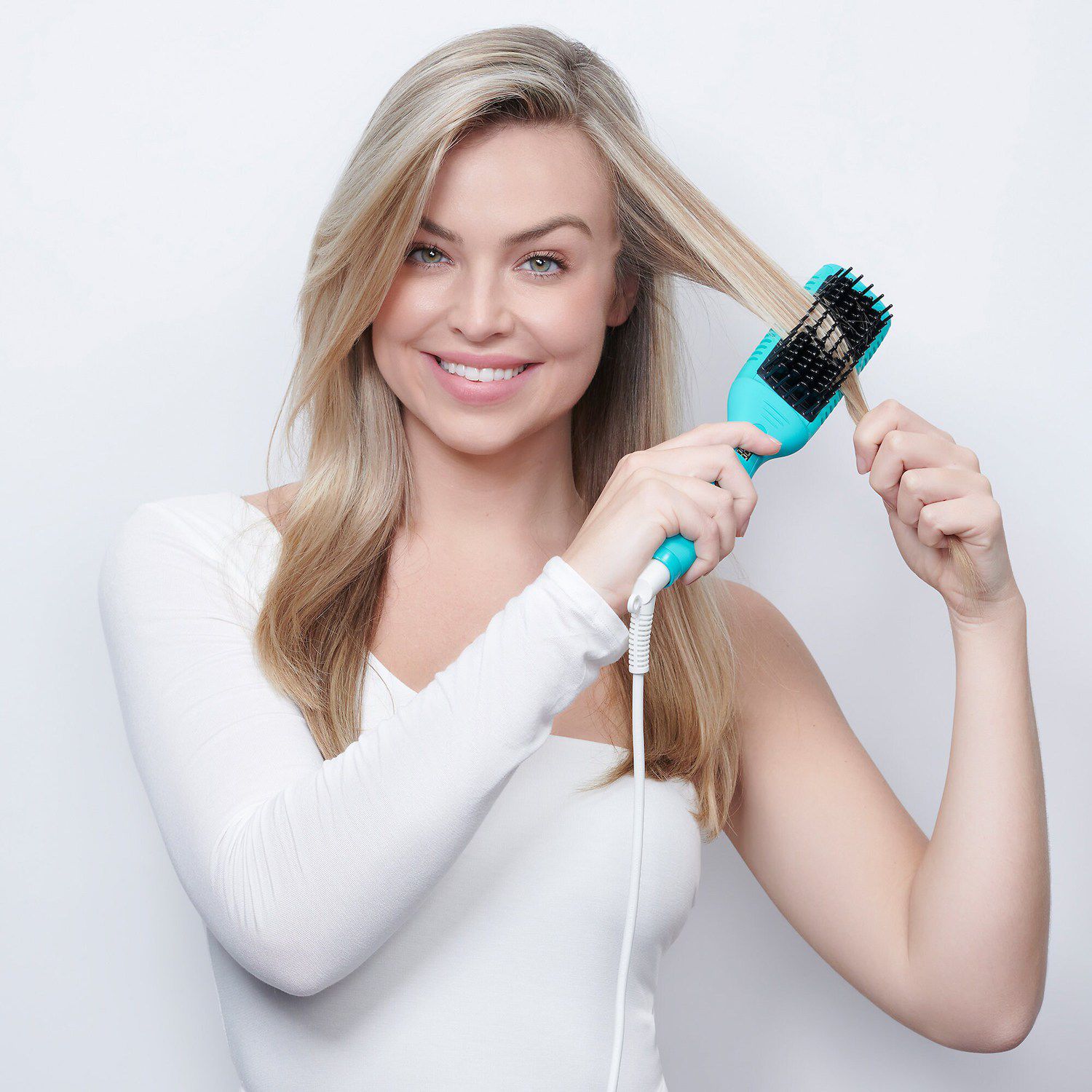 Moroccanoil Smooth Style Ceramic Heated Brush