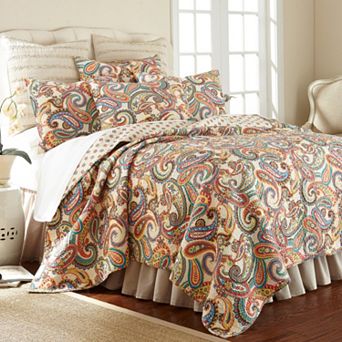 Alyssa Quilt Collection