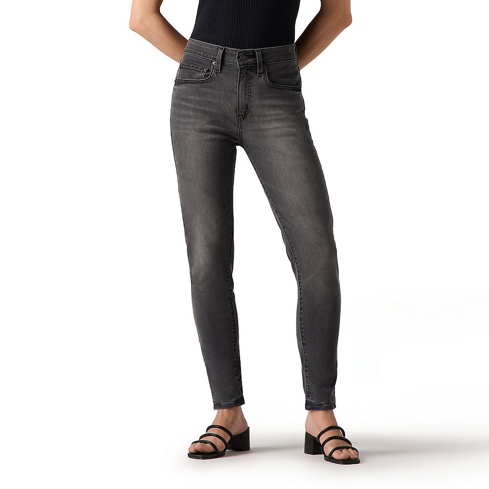 Women's Levi's® Girls Weekend Outfit