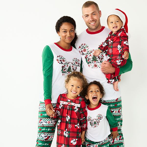 Disney's Mickey Mouse Jammies For Your Families® Holiday Party Mickey  Graphic Pajama Collection