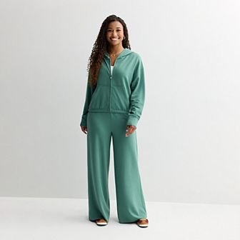 Juniors' SO® Bouncy Fleece Wide Leg Pants & Hoodie Matching Set