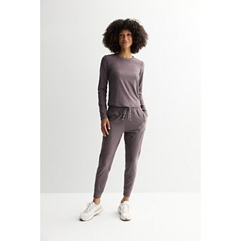 Women's FLX Wander Joggers & Long Sleeve Tee Matching Set
