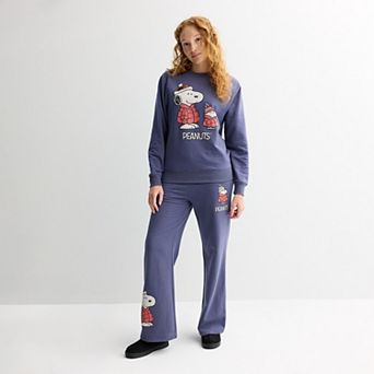 Juniors' Peanuts Graphic Long Sleeve Pullover & Fleece Sweatpants Matching Set