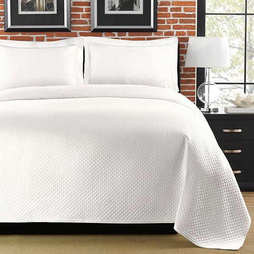 Diamond Matelasse Coverlet Coordinates