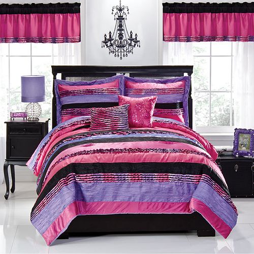Seventeen Trixie Comforter Set