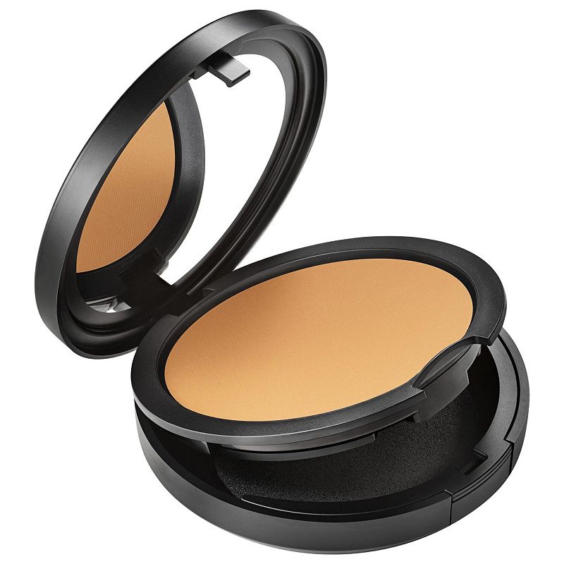 MAC Cosmetics Studio Fix Powder Plus Foundation with 24HR Oil Control + Blur-Matte Finish,